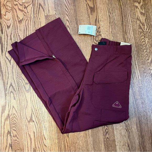 AIR JORDAN 23 ENGINEERED WOMEN'S RED UTILITY PANTS - Size XS - Picture 2 of 8